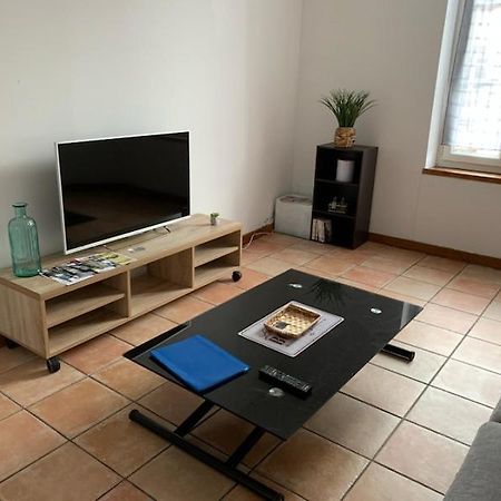 Appartement Avec Terrasse Gien Ngoại thất bức ảnh